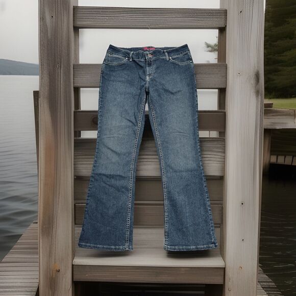 Wrangler Flared Jeans 15/16 (35x31) Blue Mid Rise Stretch Juniors Embellished - Picture 1 of 8